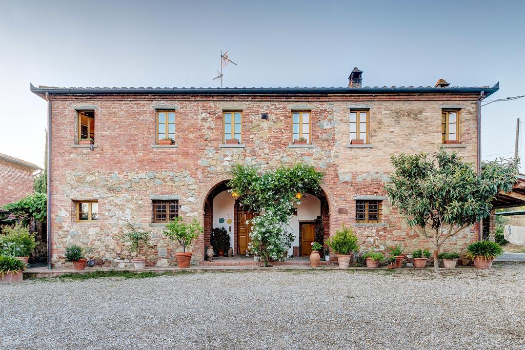 Agriturismo Il Poggiarello Foiano Della Chiana Eksteriør billede