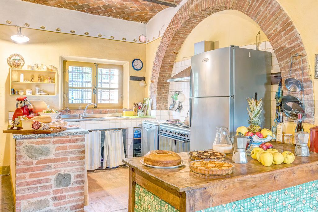 Agriturismo Il Poggiarello Foiano Della Chiana Eksteriør billede