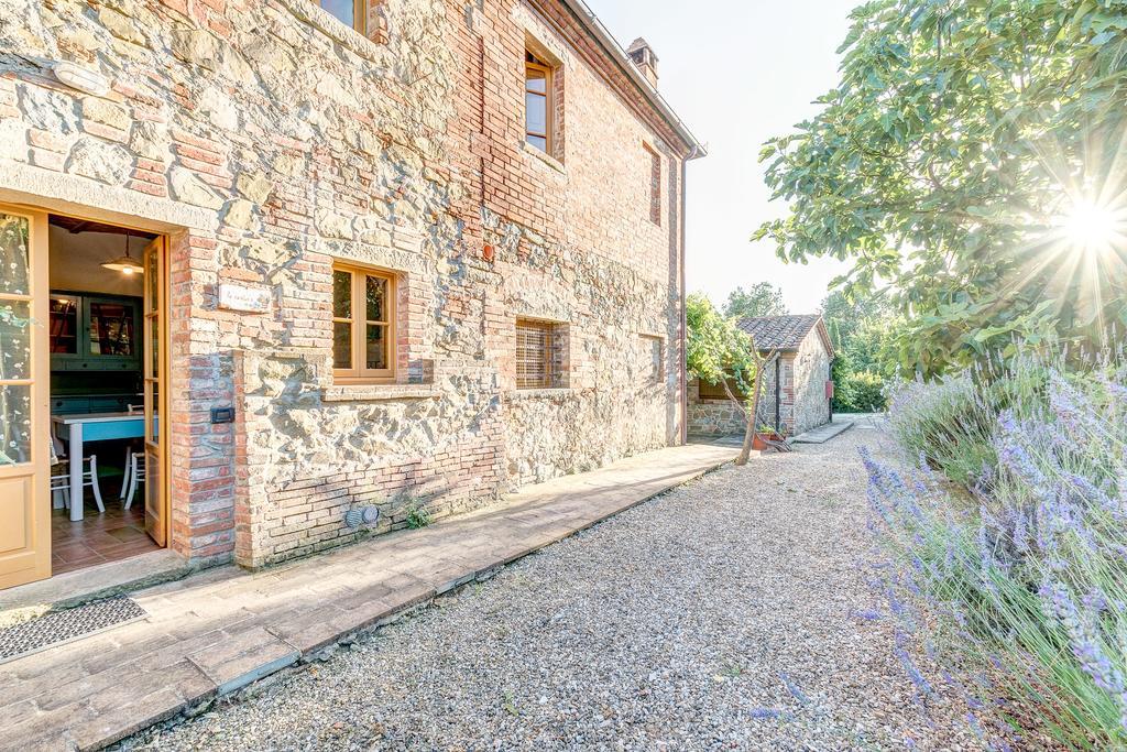 Agriturismo Il Poggiarello Foiano Della Chiana Eksteriør billede