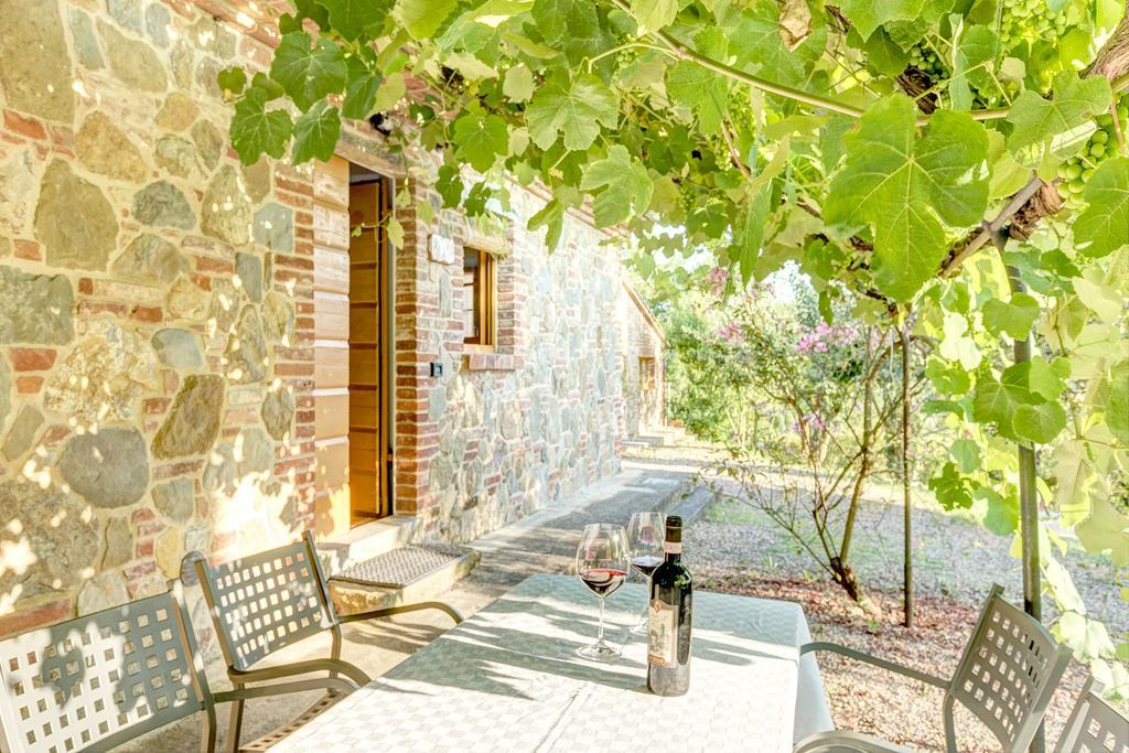Agriturismo Il Poggiarello Foiano Della Chiana Eksteriør billede